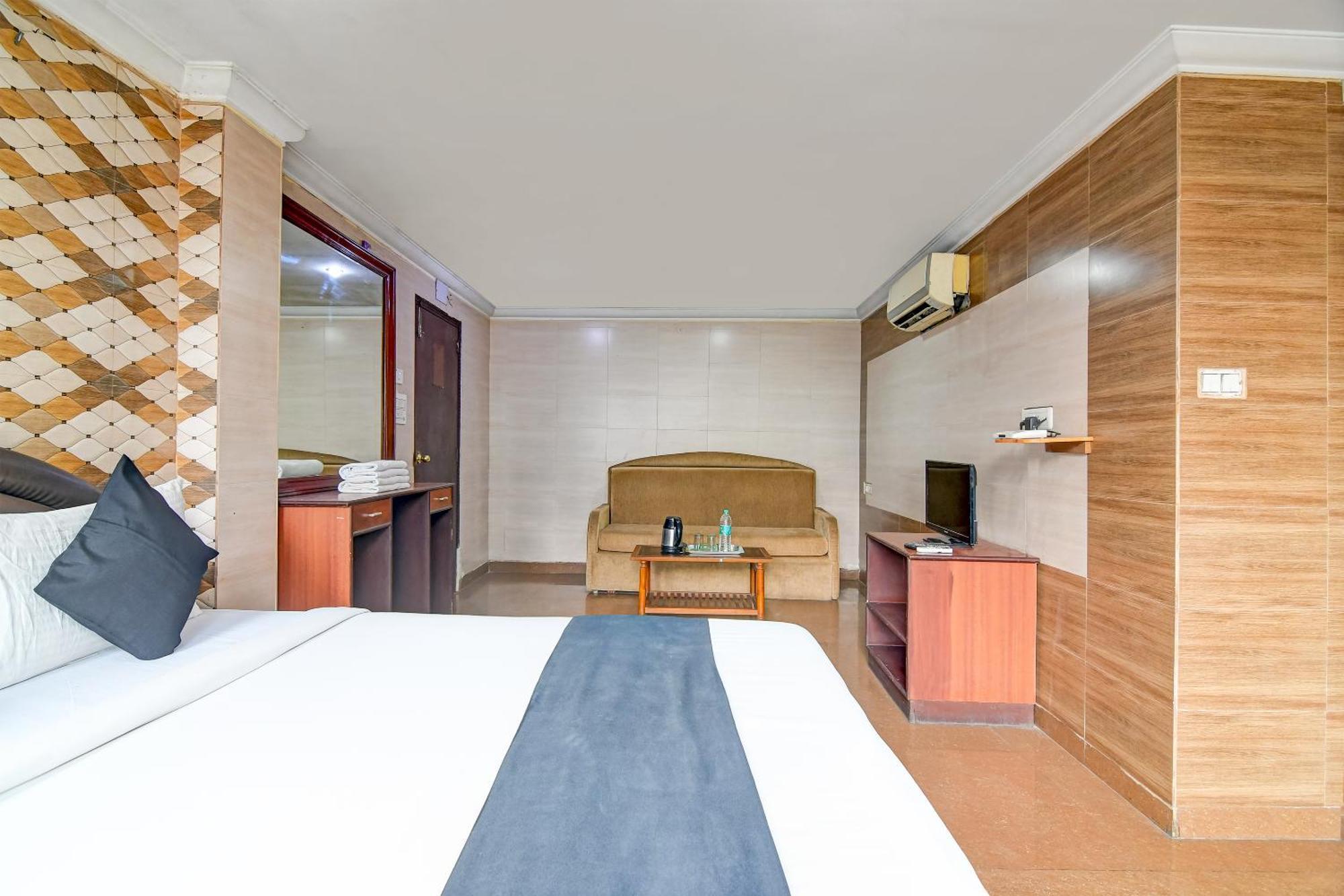 Brill Raj Palace Near City Centre 2 Kolkata Ngoại thất bức ảnh